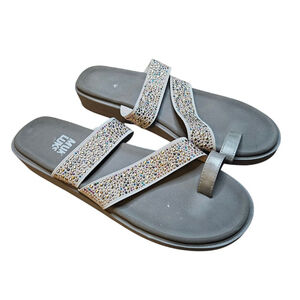 Women's Muk Luks Callie 11 Brown Multicolor Embellishments Sandals